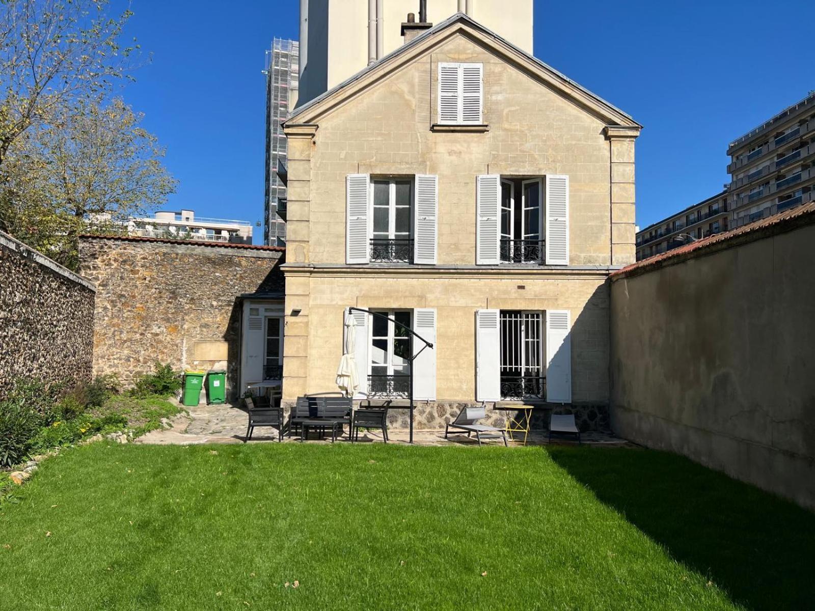 Maison Cosy Centre Avec Jardin Paris