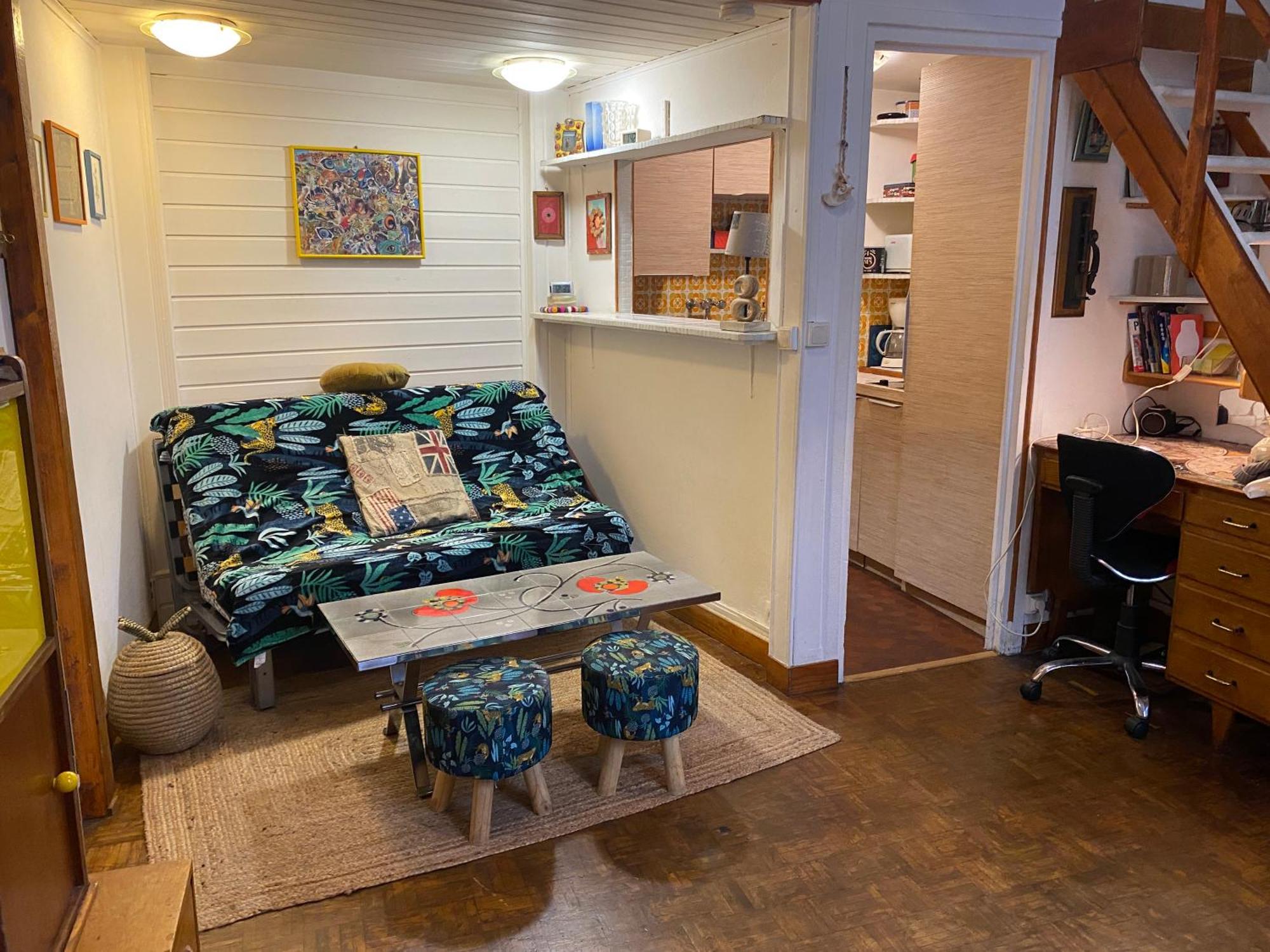 Petit Au Coeur De Apartment