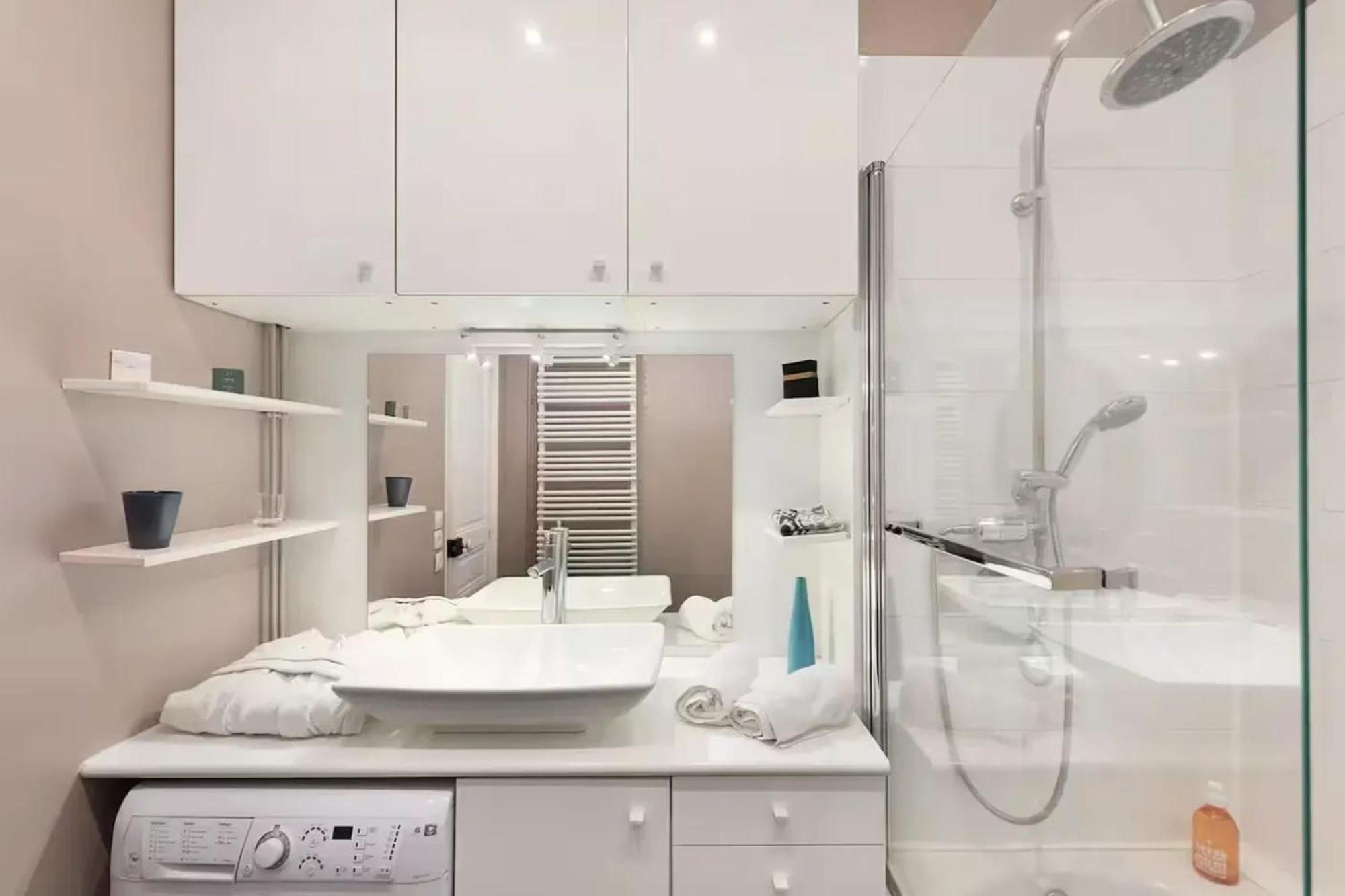 Moderne A Pres Des Champs-elysees Apartment *