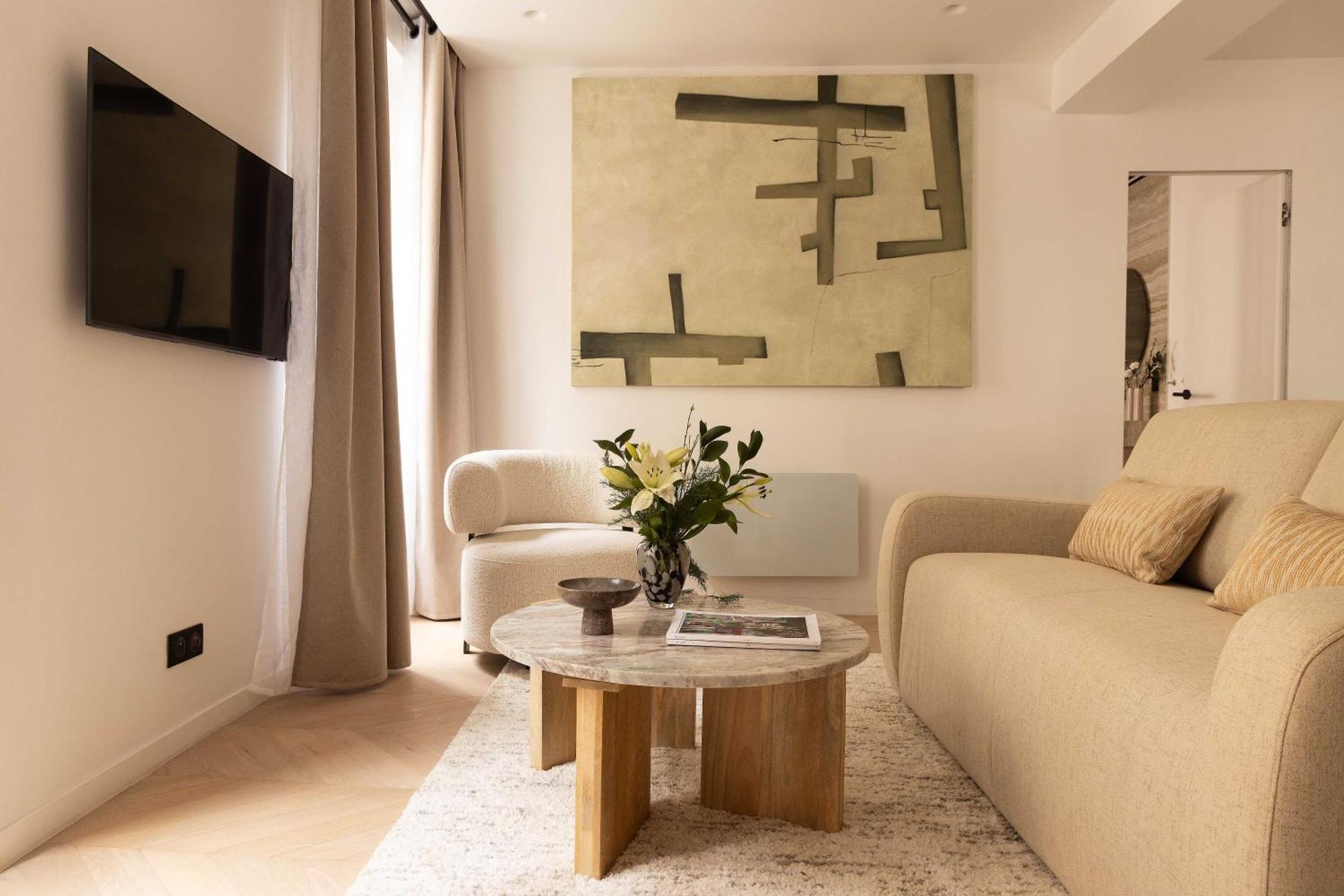 Elegant Apartment- 2br-6p- Le Marais Apartment *