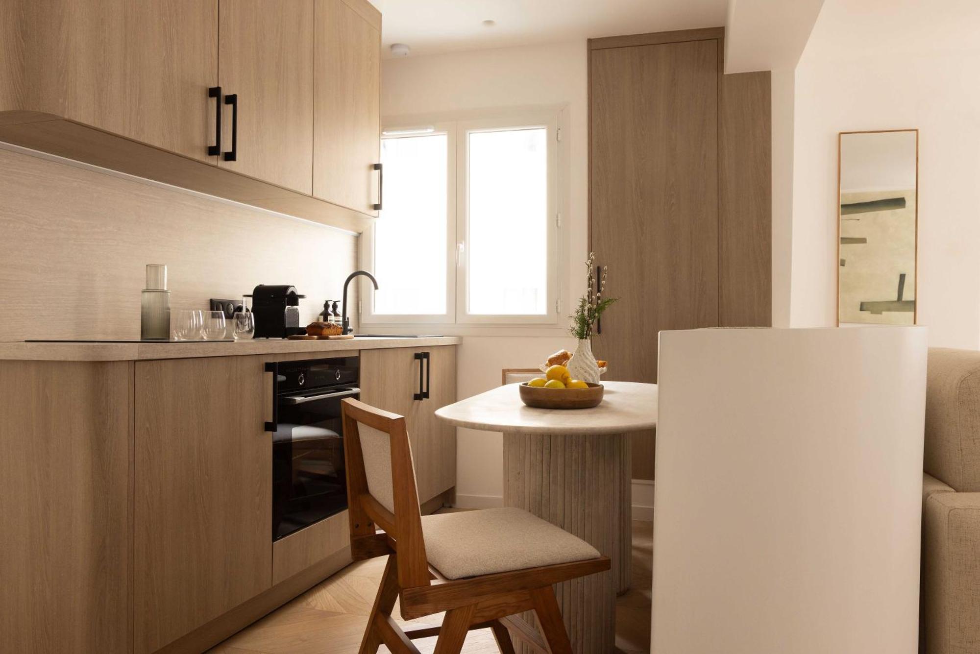 Apartment Elegant Apartment- 2br-6p- Le Marais Paris
