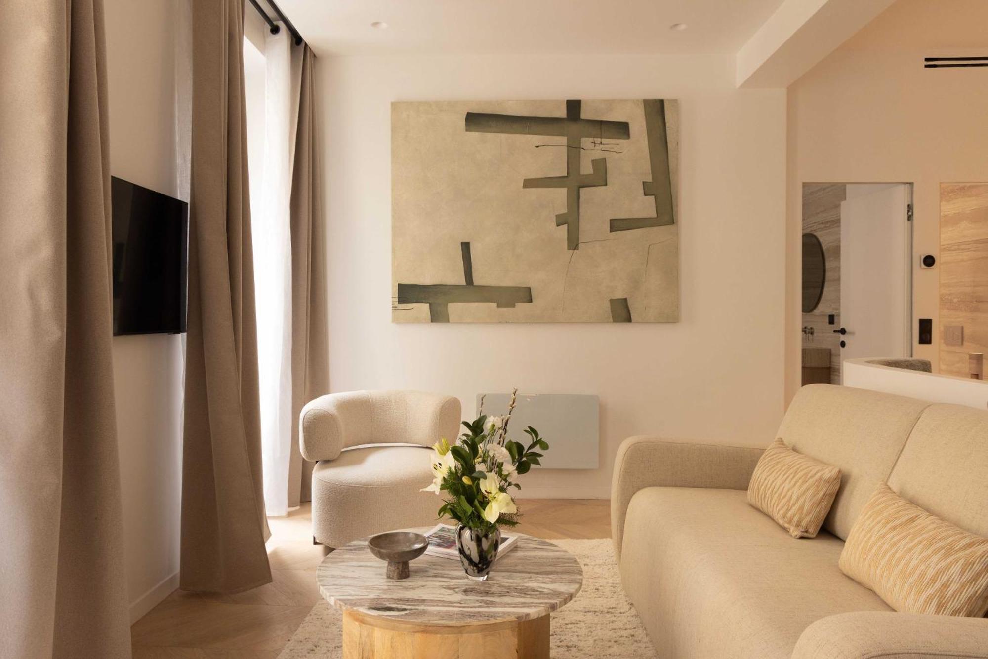 Elegant Apartment- 2br-6p- Le Marais Paris