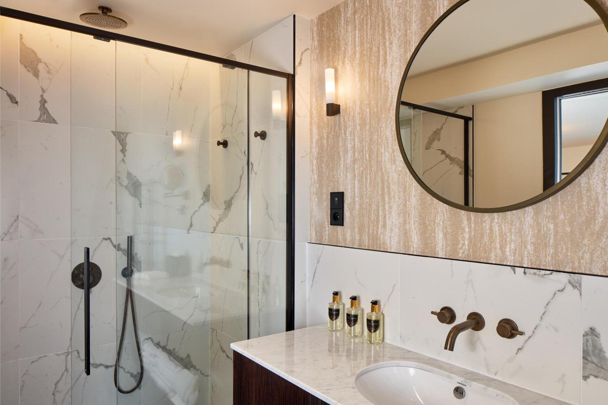 Maison Cassandre 4* Paris