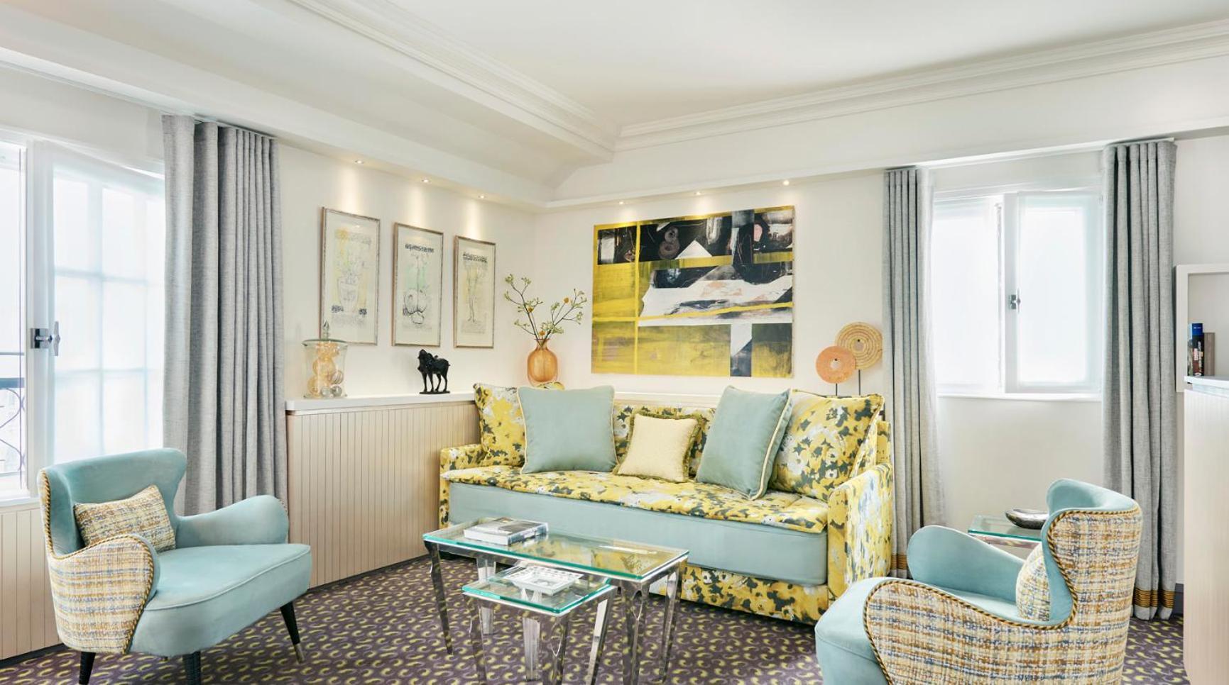 Hotel Le Burgundy Paris