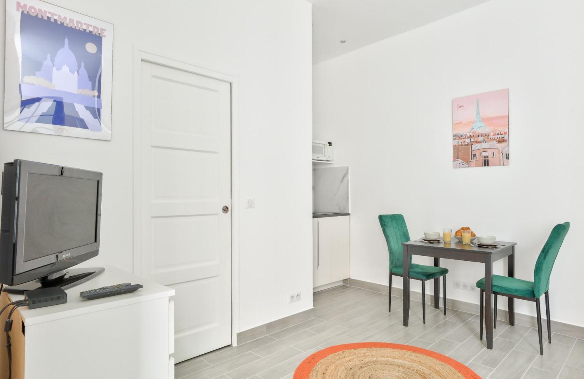 New & Design In The Heart Of Le Marais * Paris