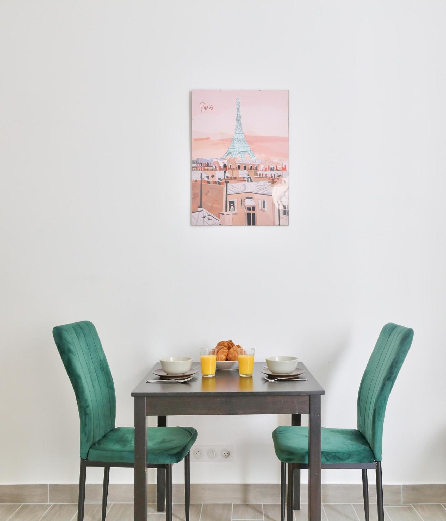 New & Design In The Heart Of Le Marais *