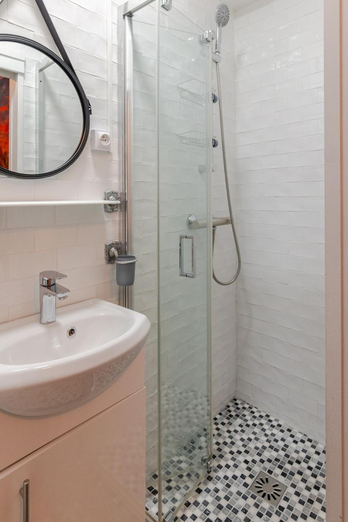 - Metro 7 Cadet - Quartier Faubourg-montmartre Apartment