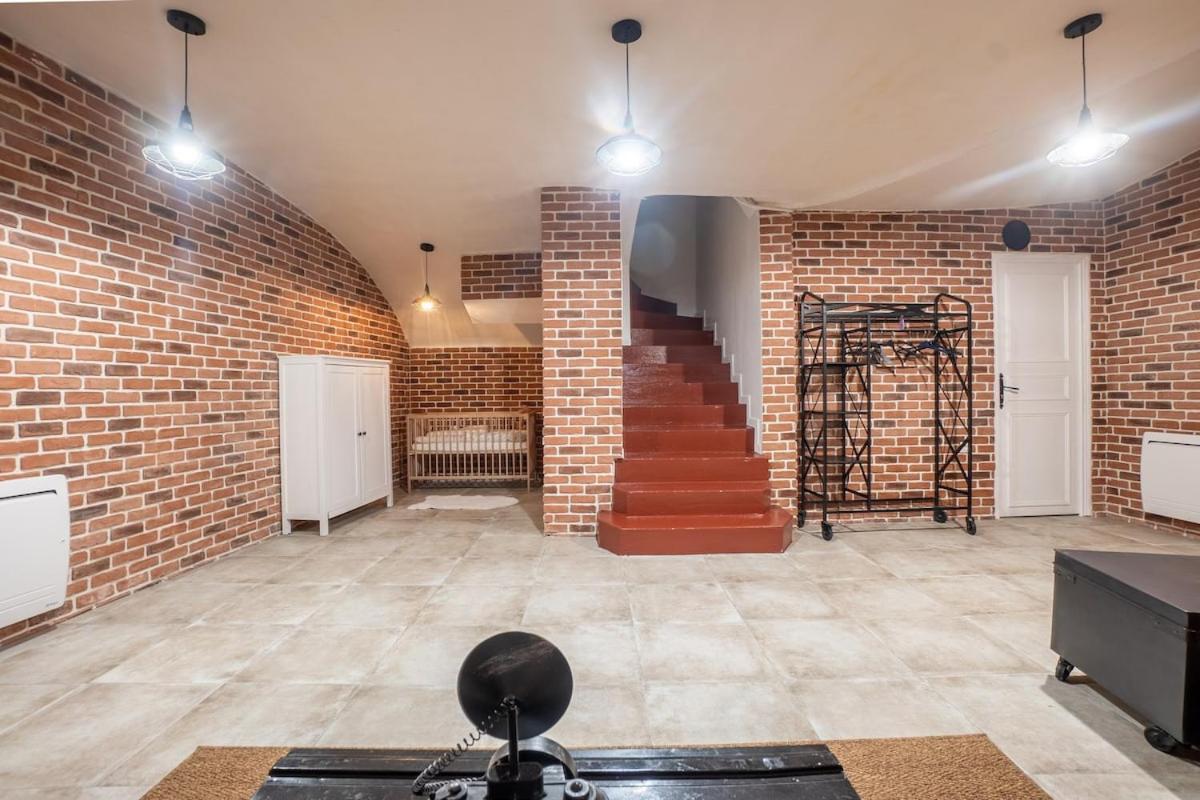 2 Etages - Metro 9 Grands Boulevards - Folies Bergeres Apartamento