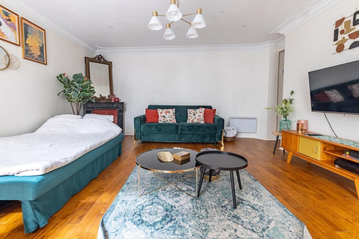 2 Etages - Metro 9 Grands Boulevards - Folies Bergeres Apartamento *