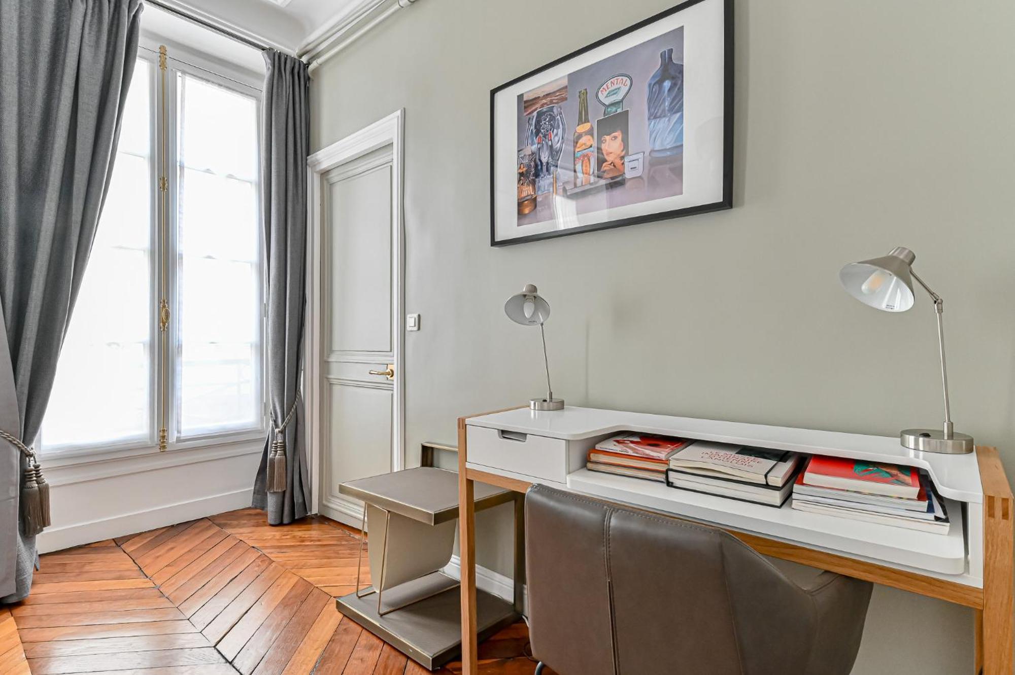 Appartement De Luxe - Assemblee Nationale *