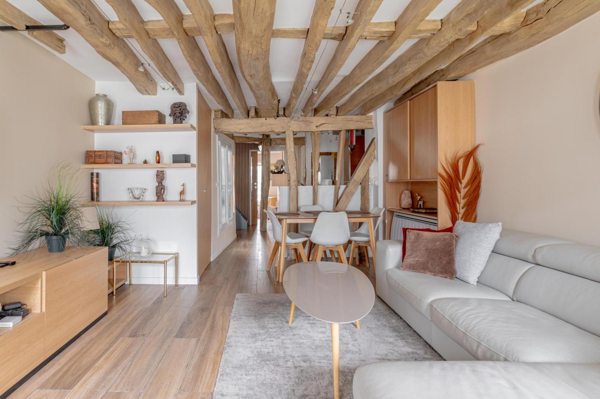 Heart Of Paris, Montorgueil, Charming Duplex Apartment *