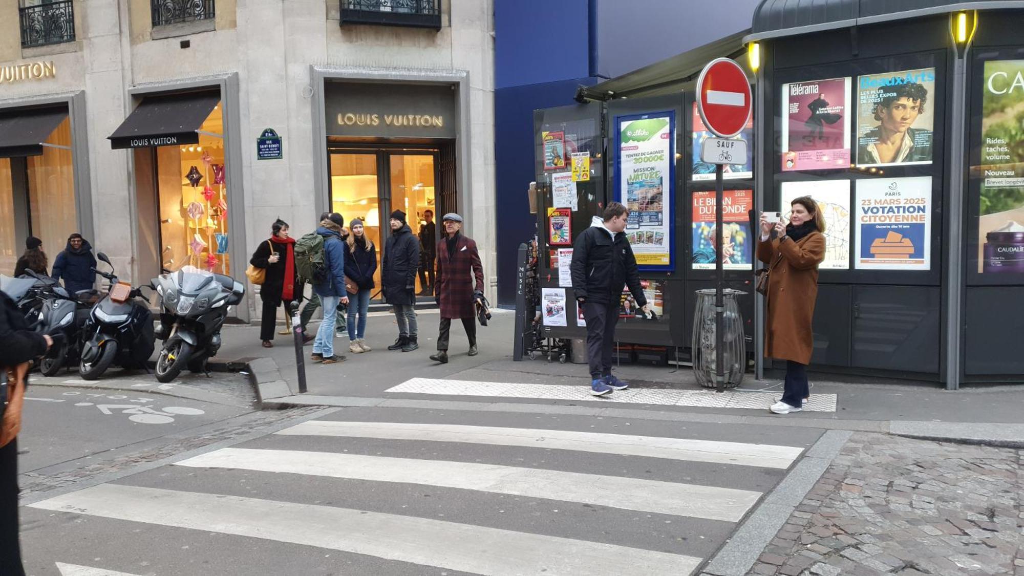 Gare Montparnasse 1minute,center 6 Eme ,close To Eiffel Tour And Louvre Meusm ,amusing Place * Paris