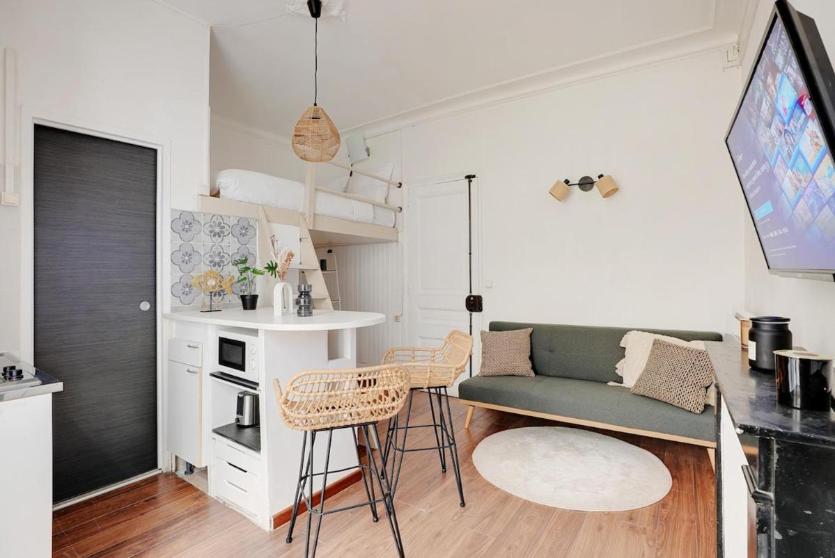 Apartment Charming Flat With Terrace In Batignolles -