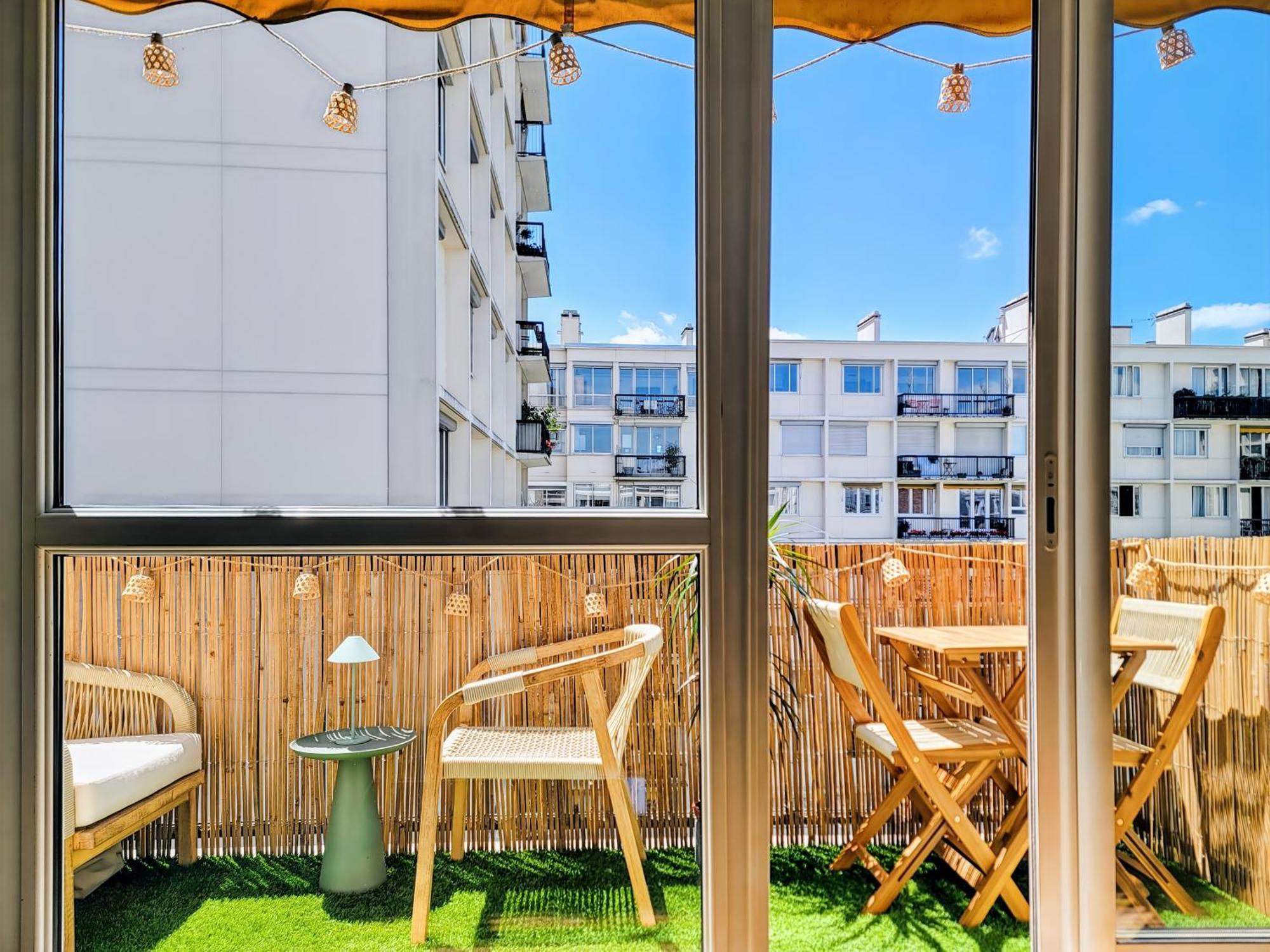 Luxury Flat With Balcony Near Arc De Triomphe