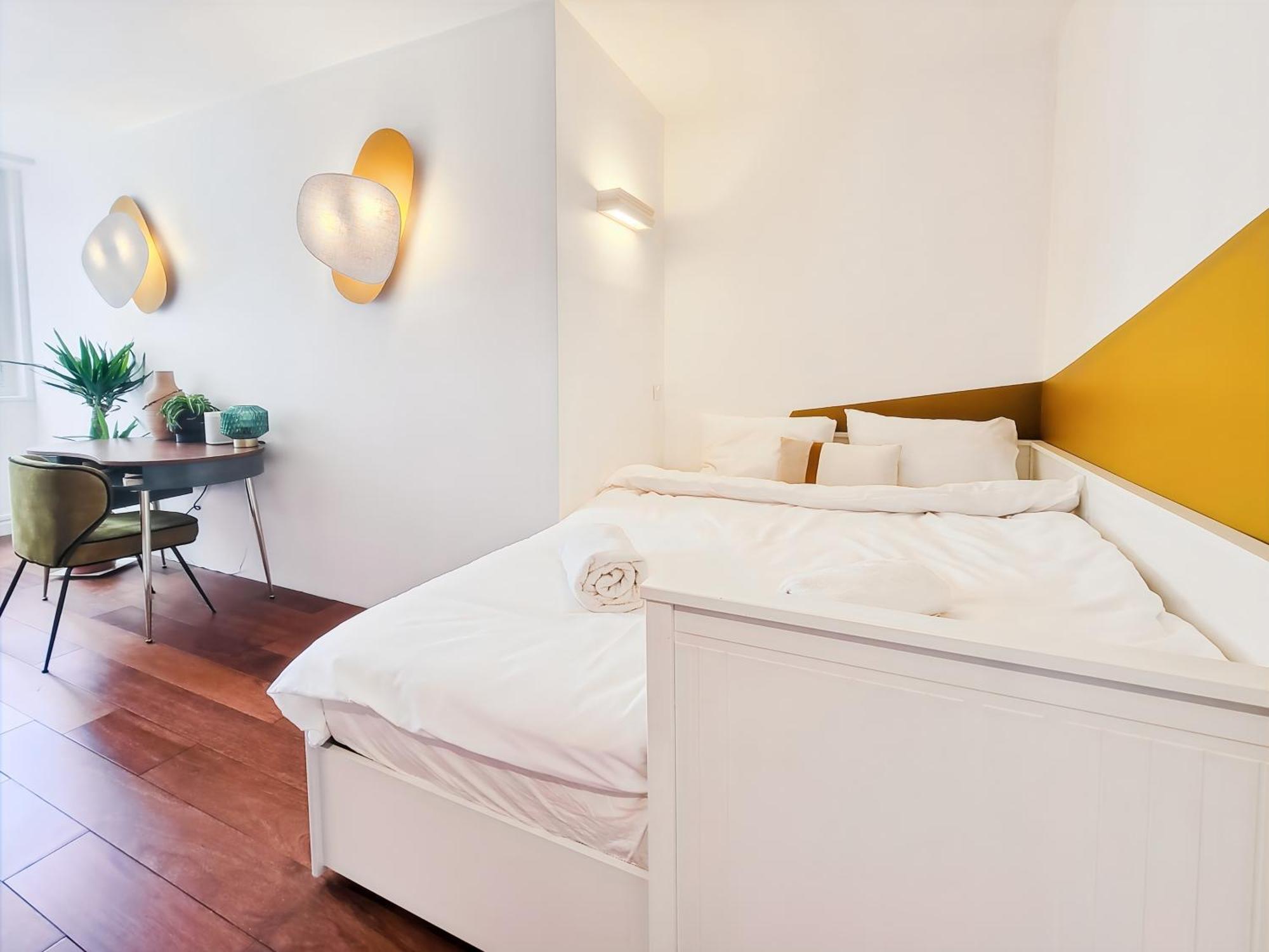 Luxury Flat With Balcony Near Arc De Triomphe Appartement Paris