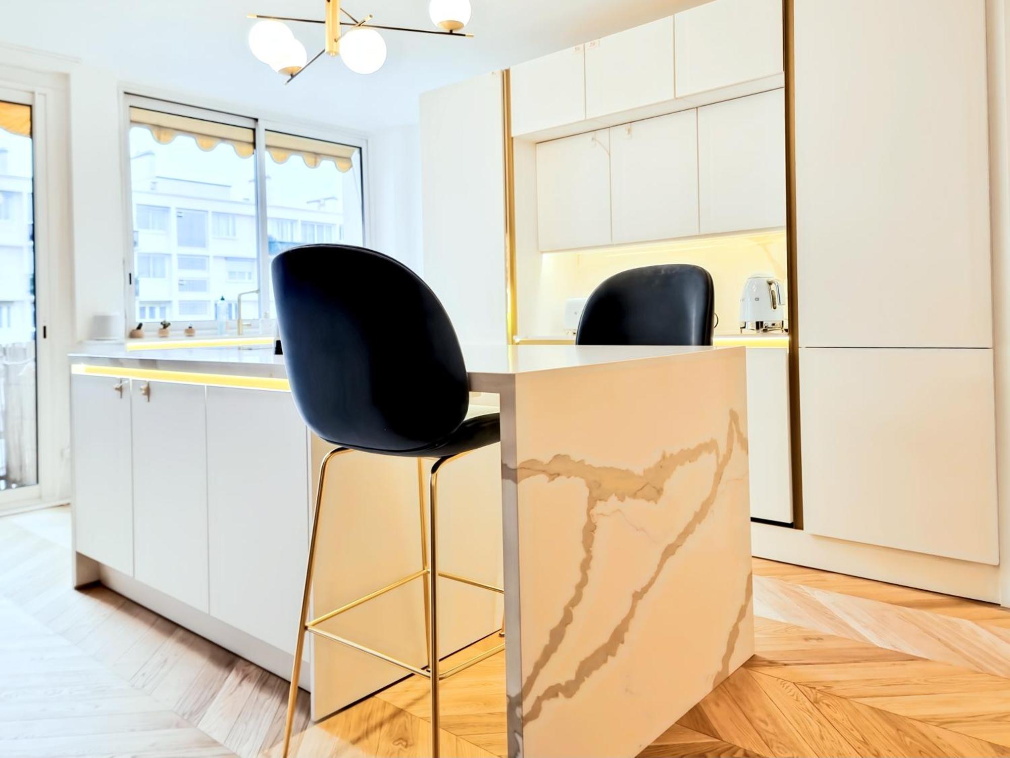 Luxury Flat With Balcony Near Arc De Triomphe Appartement