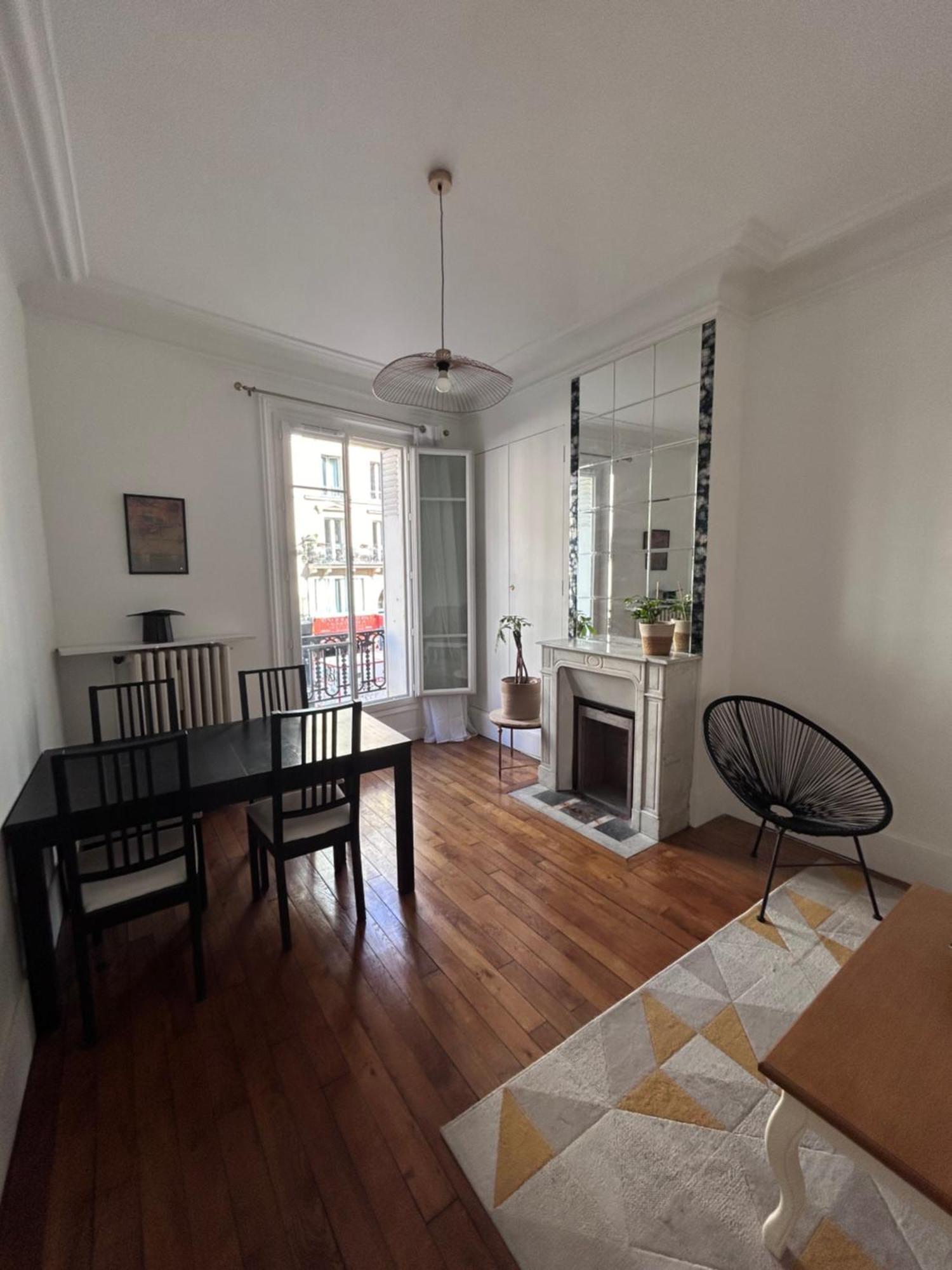 Apartment Centre Village Saint Martin Paris