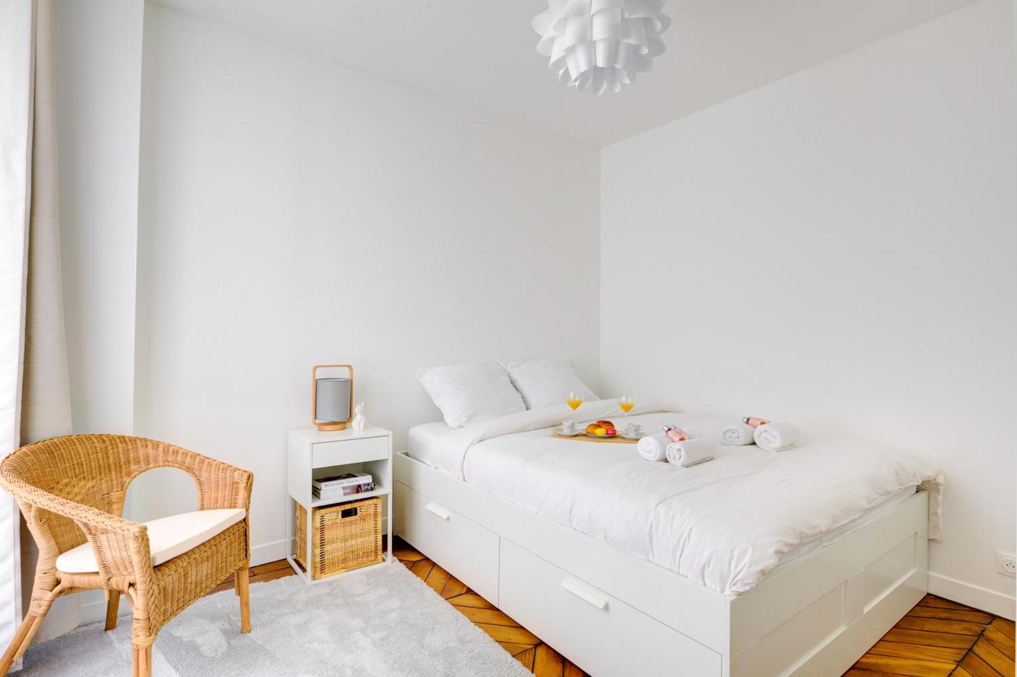 Stylish Luxury - Hyper Centre Apartment