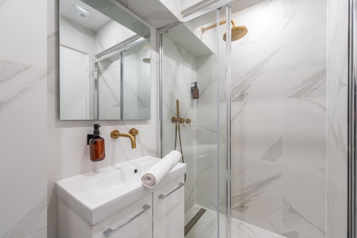Nouveau Sacre Coeur 4 Apartamento *