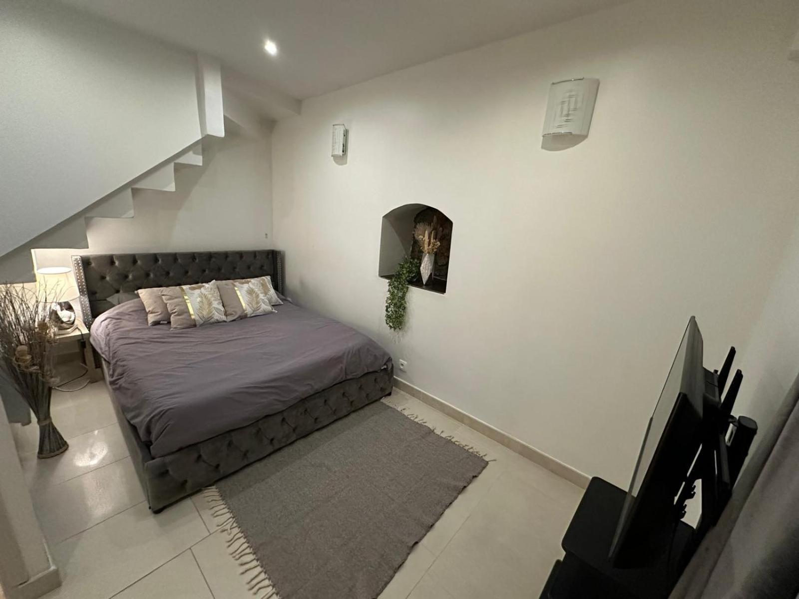 Appartement Les Champs Elysees-125m2 Modern And Spacious *