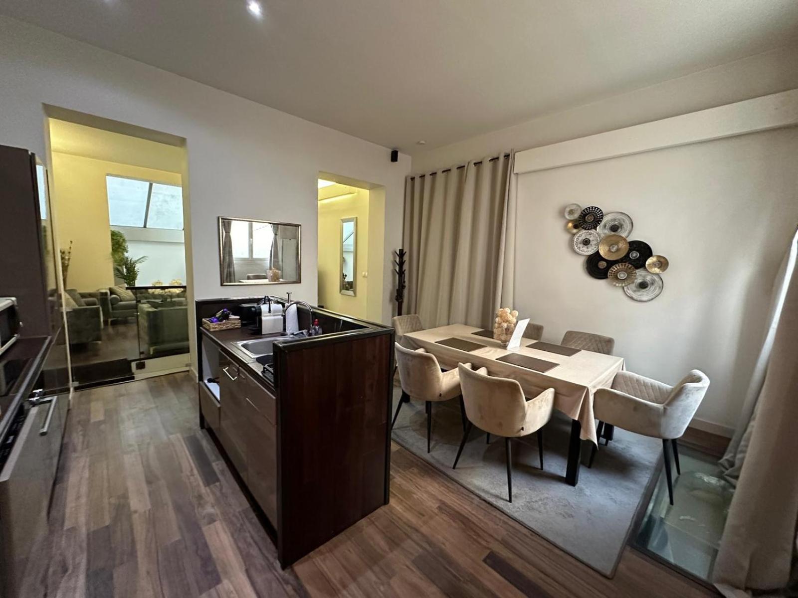 Les Champs Elysees-125m2 Modern And Spacious Appartement *
