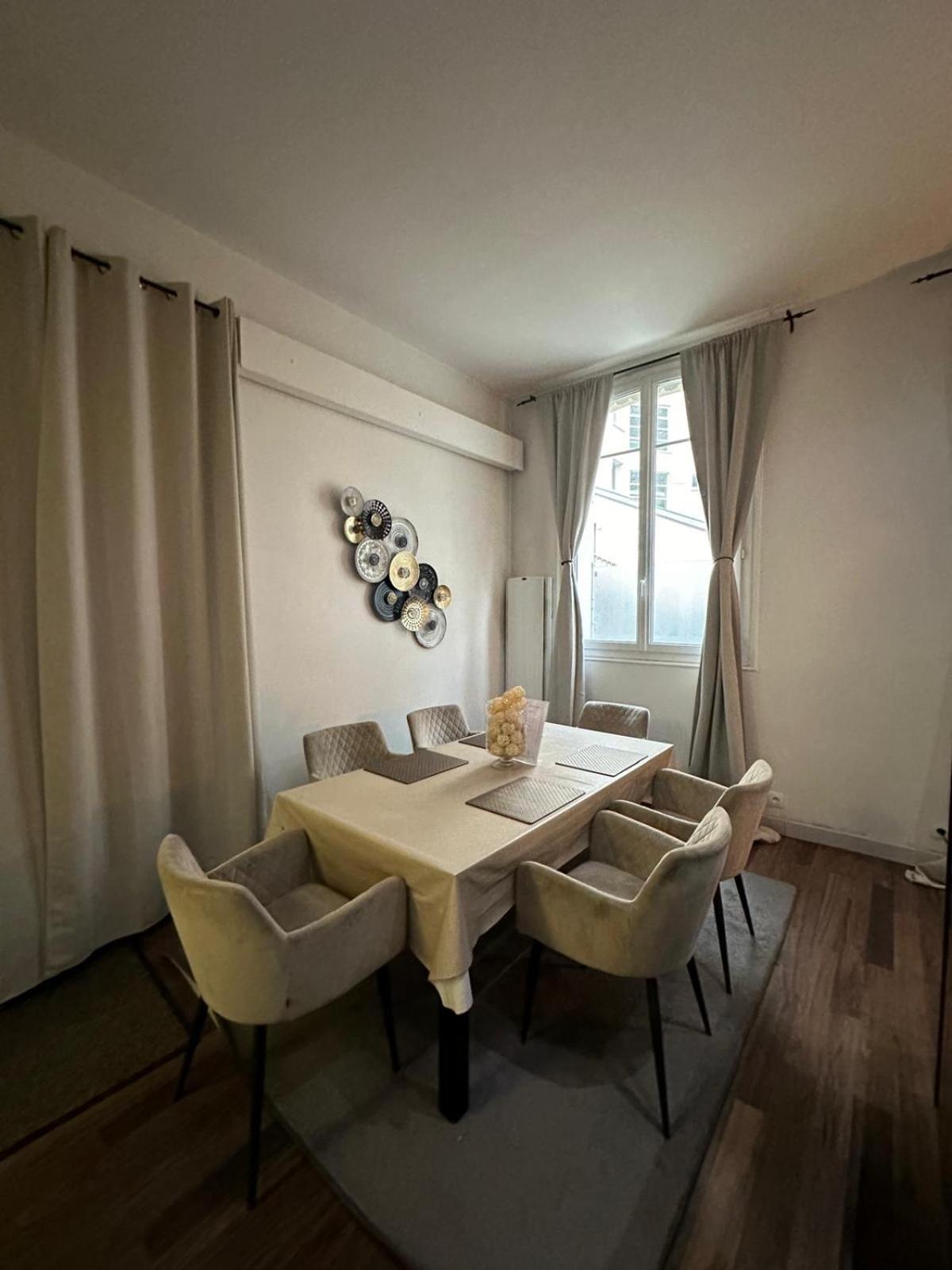 Les Champs Elysees-125m2 Modern And Spacious Paris