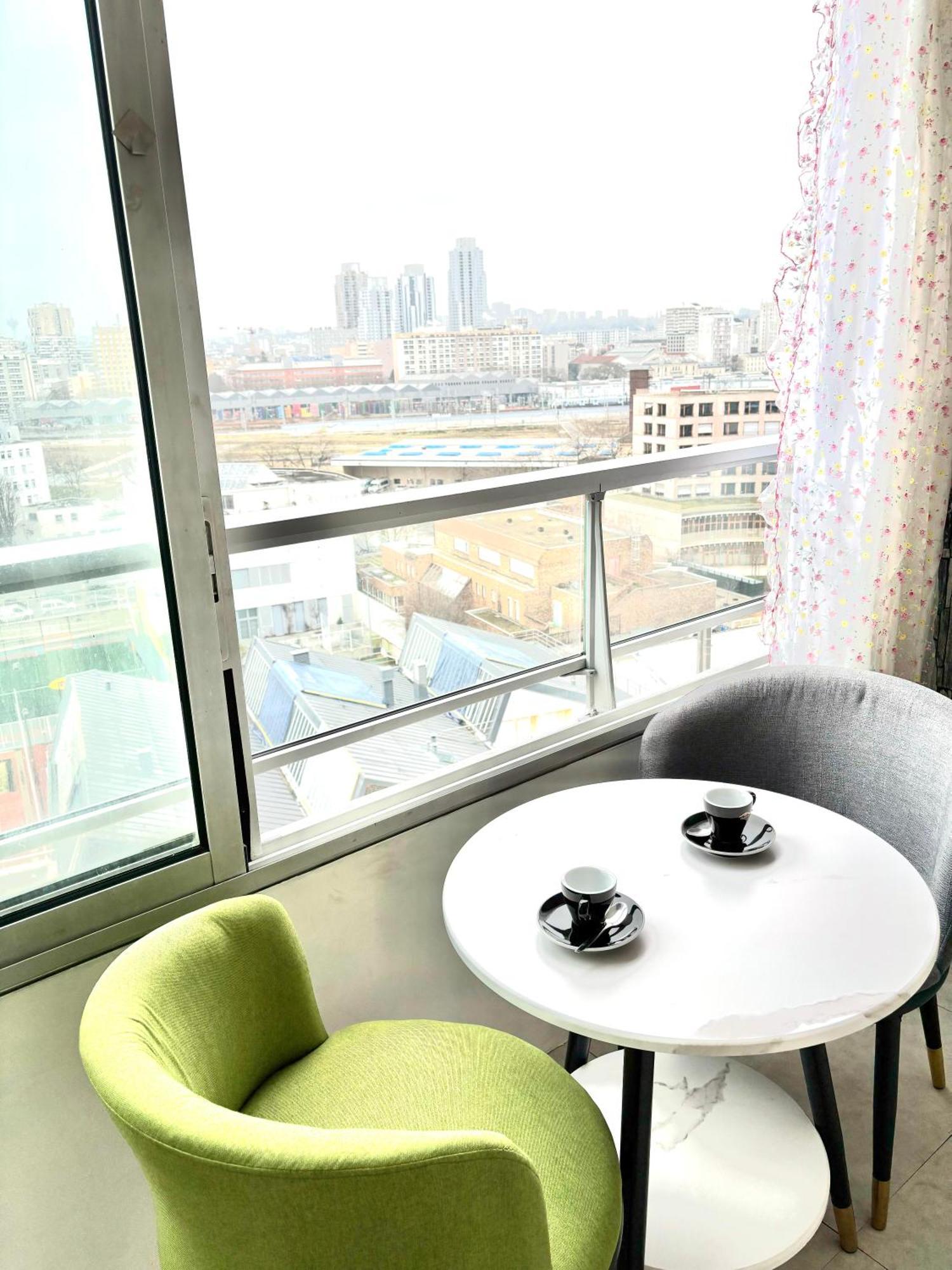 Lucas Salle De Bain Privative Homestay Paris