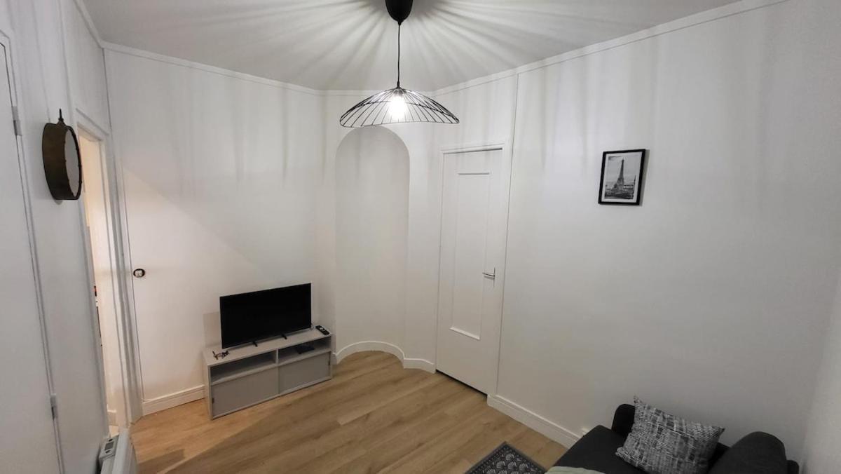 Pres De La Place De La Republique Apartment