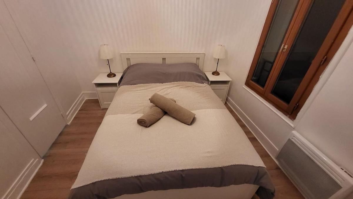 Pres De La Place De La Republique Apartment *