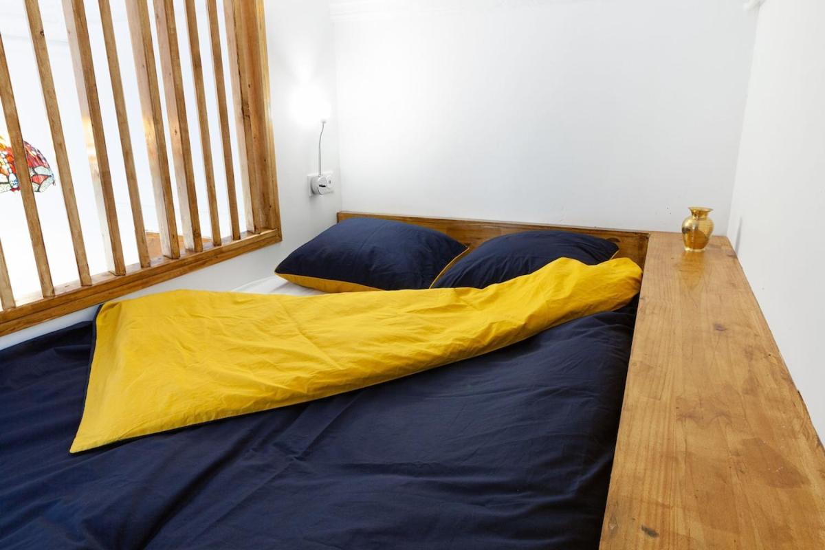 Champs Elysees - Av De Friedland Apartment