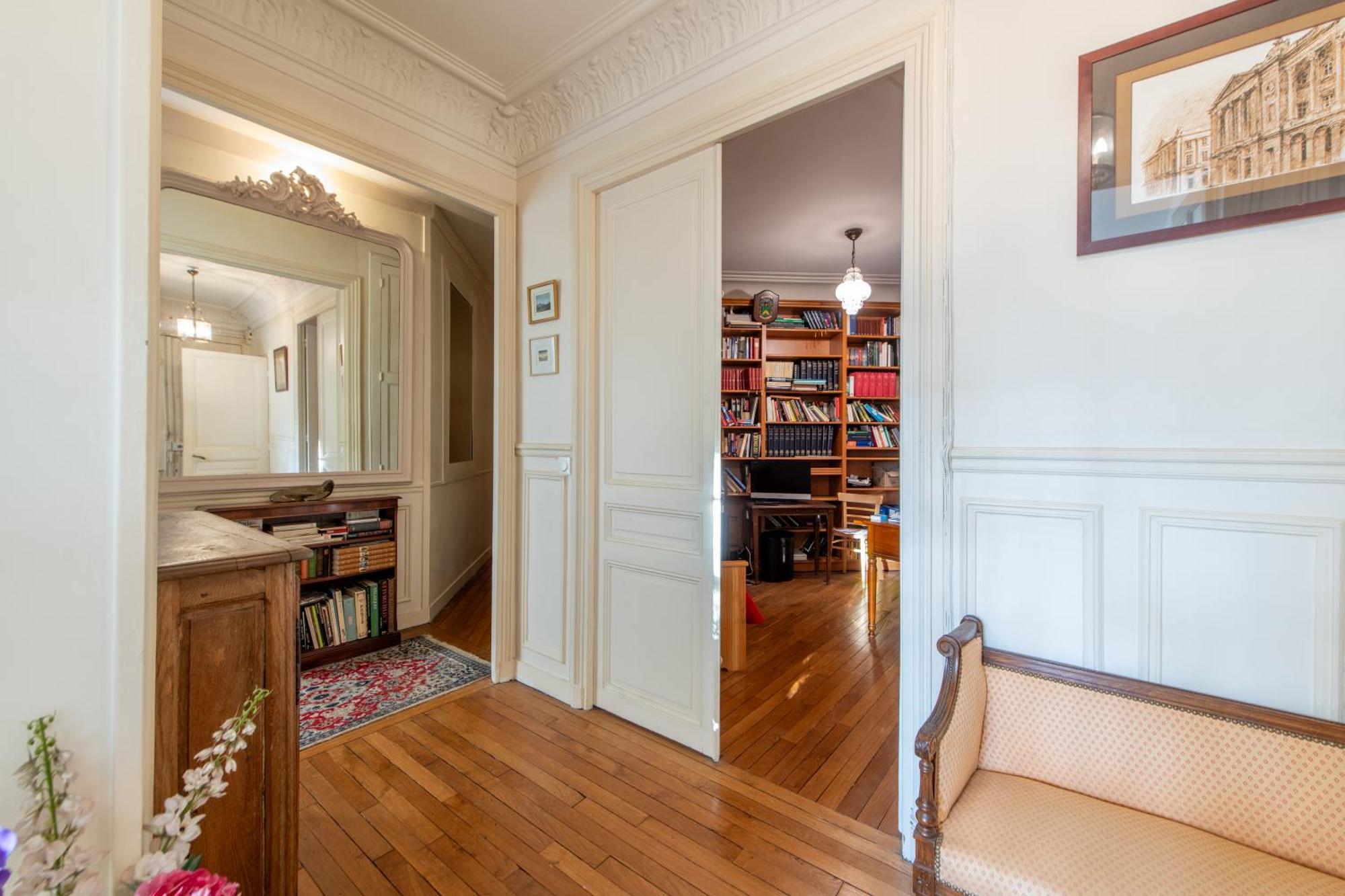 Apartment Francisque Sarcey - Proche Trocadero *