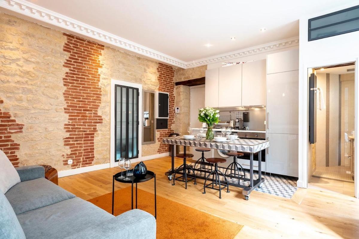 # Republique # Paris2 # Chatelet # 2bedrooms *
