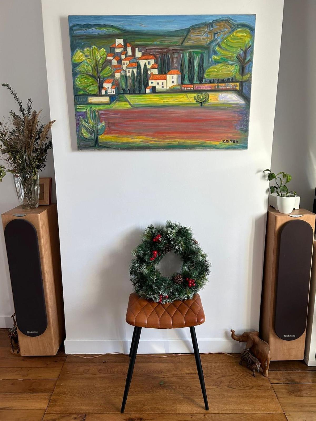 Large 4 Bright Apartment Paris