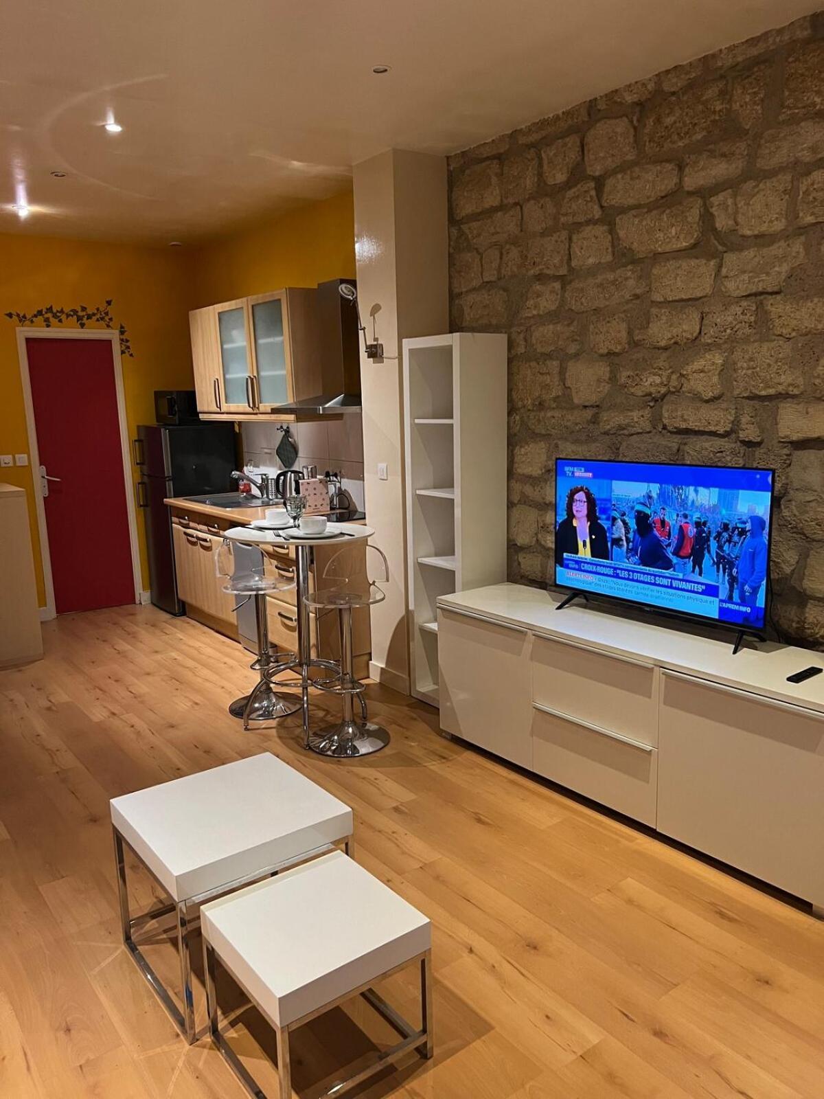 Elysee Concorde 8e Apartment Paris