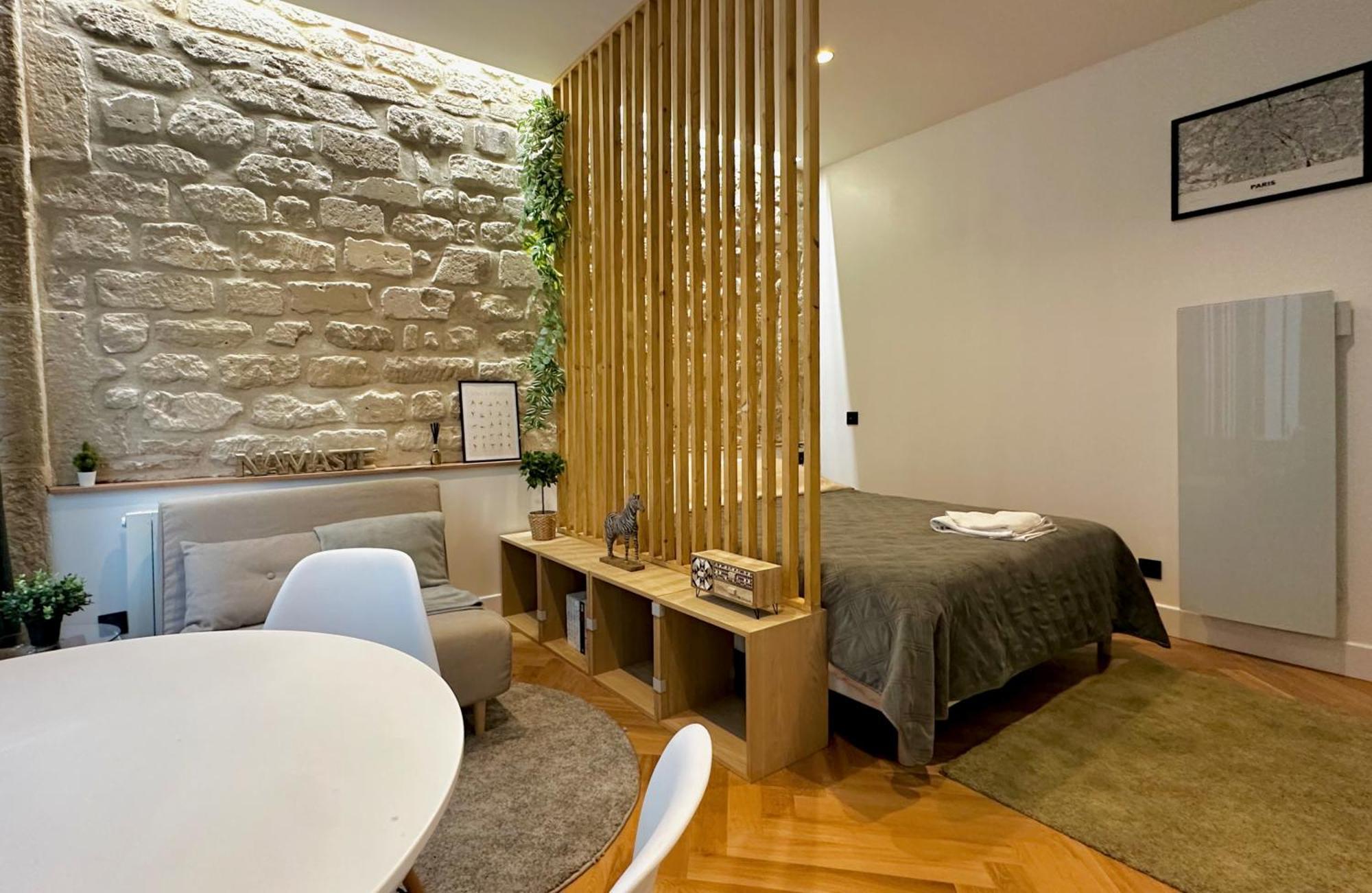 Apartment Amelot, Charming & Pierre *