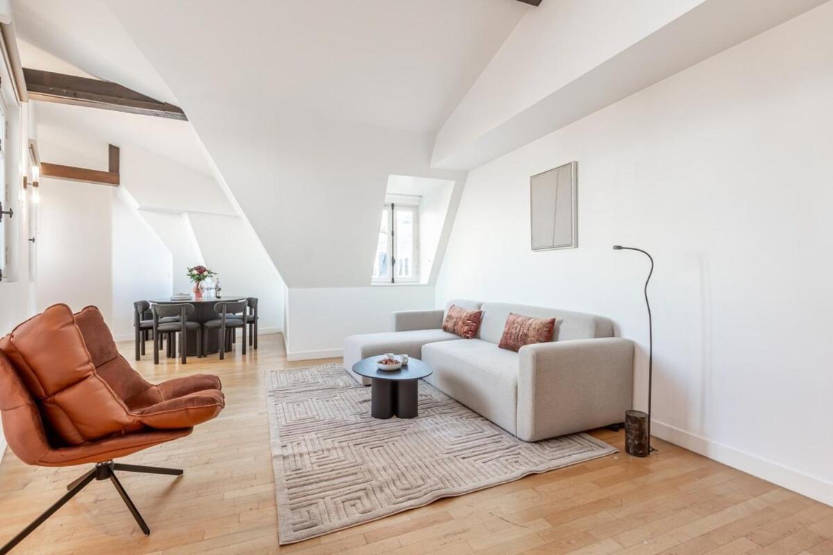 Apartment Amazing 3bedrooms Champs Elysees Ac