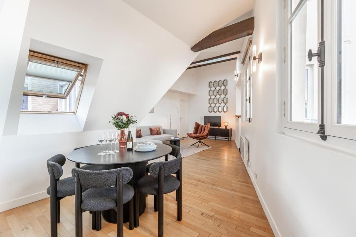 Amazing 3bedrooms Champs Elysees Ac Apartment *
