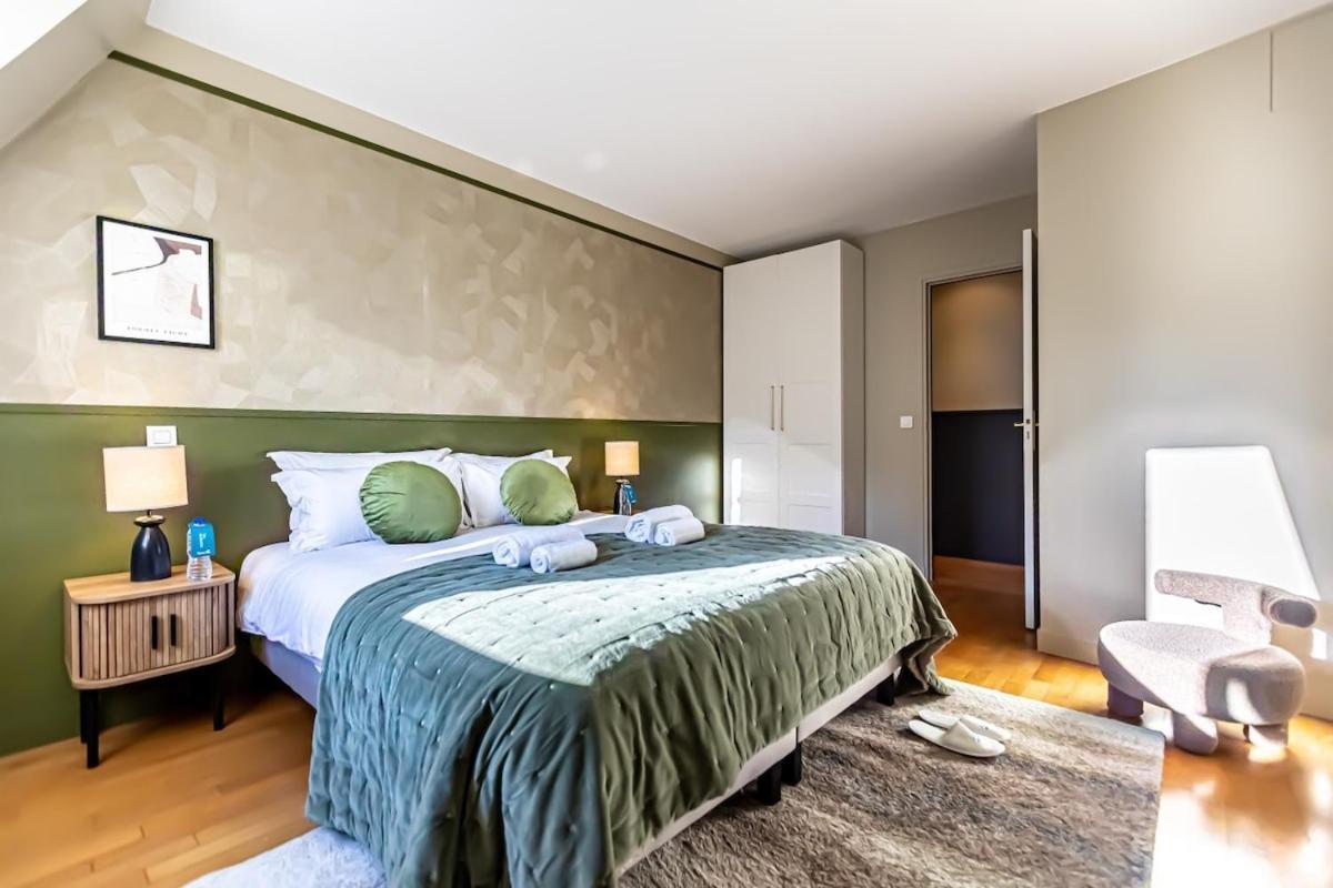 Amazing 3bedrooms Champs Elysees Ac Apartment