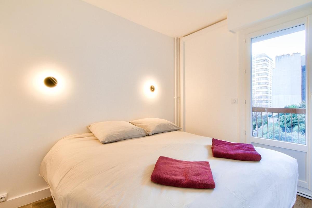 Apartment Charmant Appartement Paris *