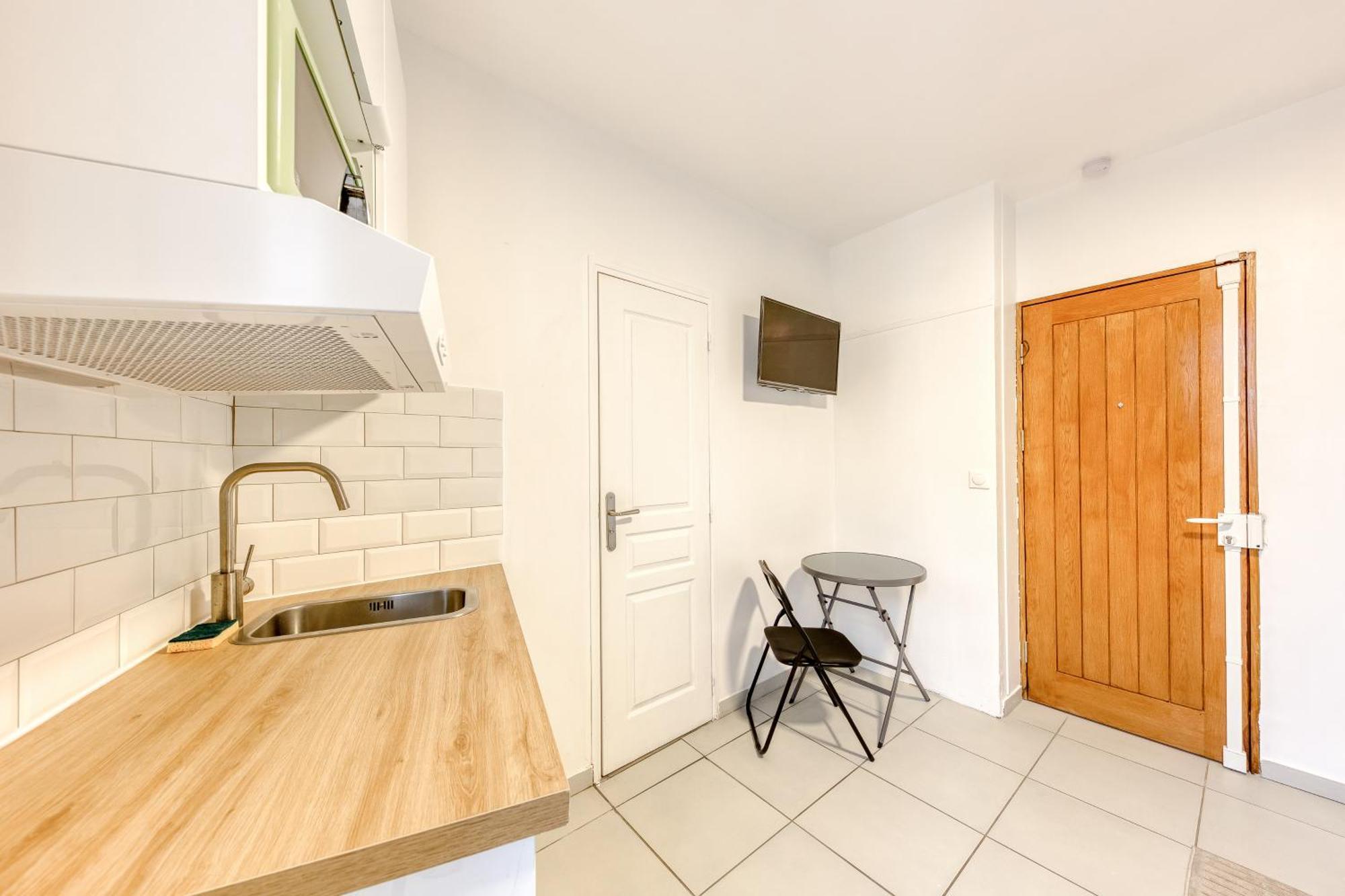 Homestay A 30s Du Rer E,paris En 20 Min Paris