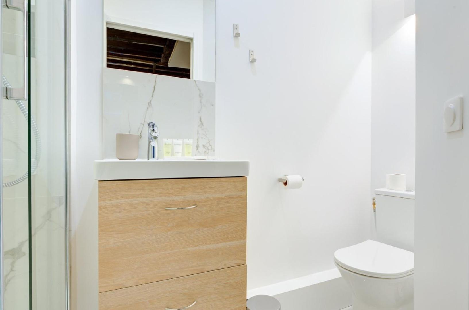 Bluestay 303 - Superb In * Paris