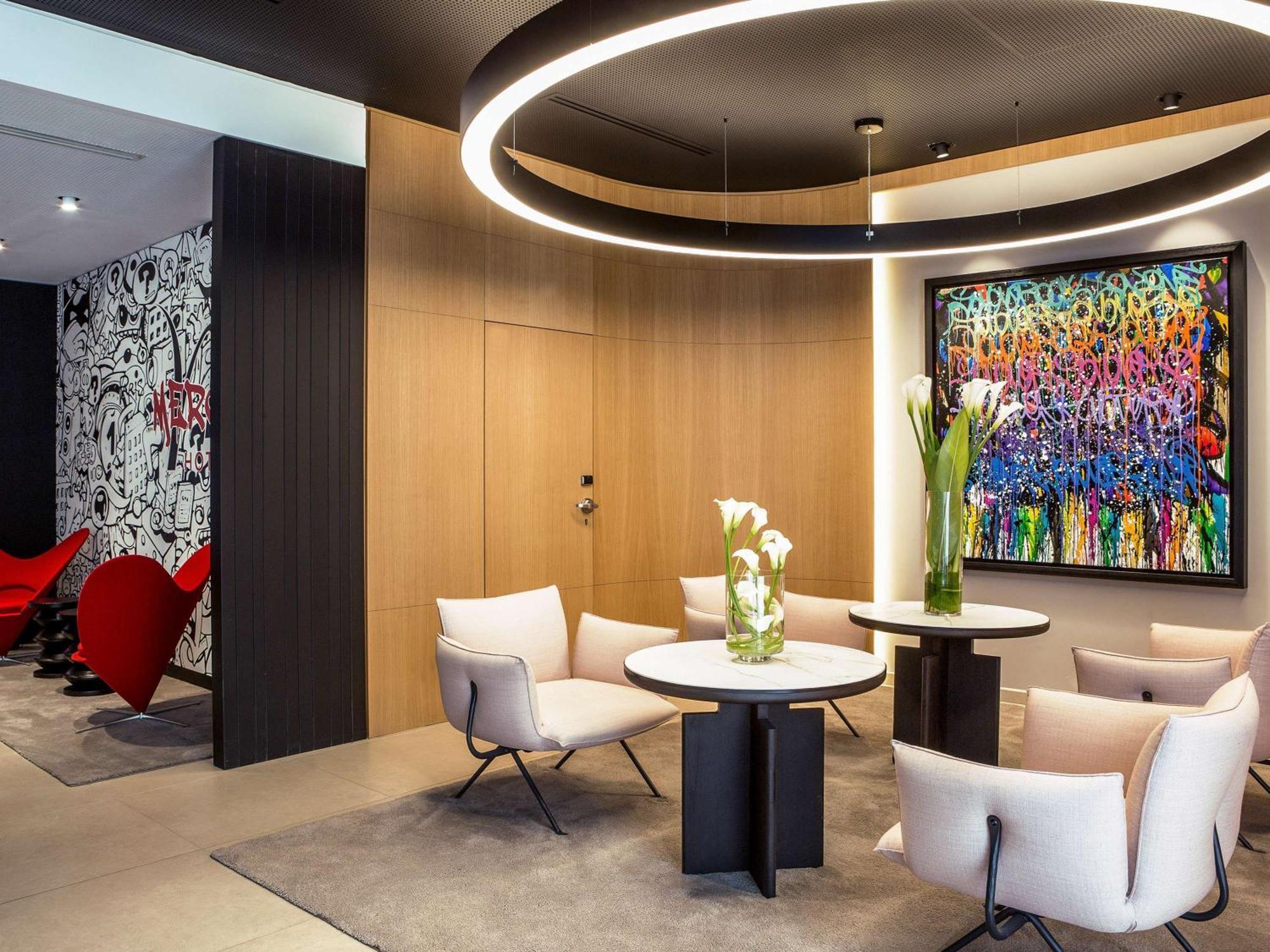 Mercure 17 Batignolles Hotel Paris