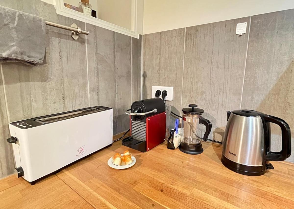 Bel En Plein Montmartre Ideal Pour 2 A 4 Personnes Apartamento Paris