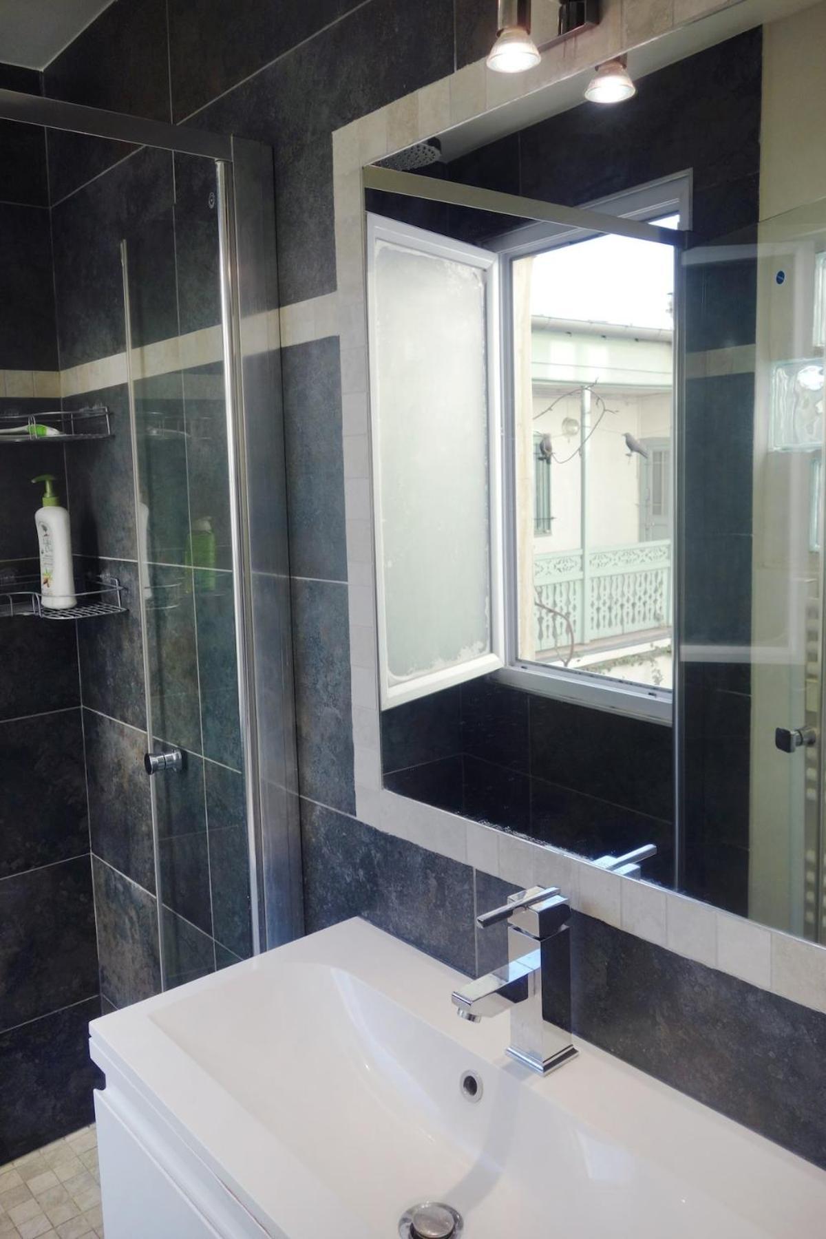 Bel En Plein Montmartre Ideal Pour 2 A 4 Personnes Apartamento *