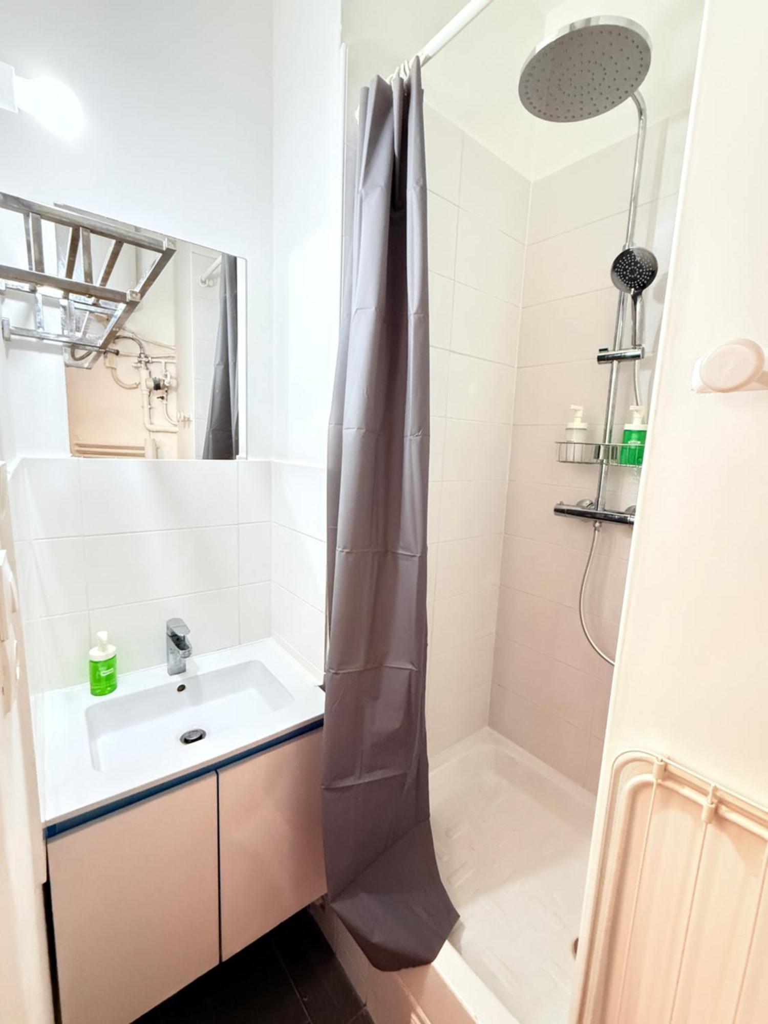 Cozy 2-min Walk To Gare Du Nord Fayette Apartment Paris