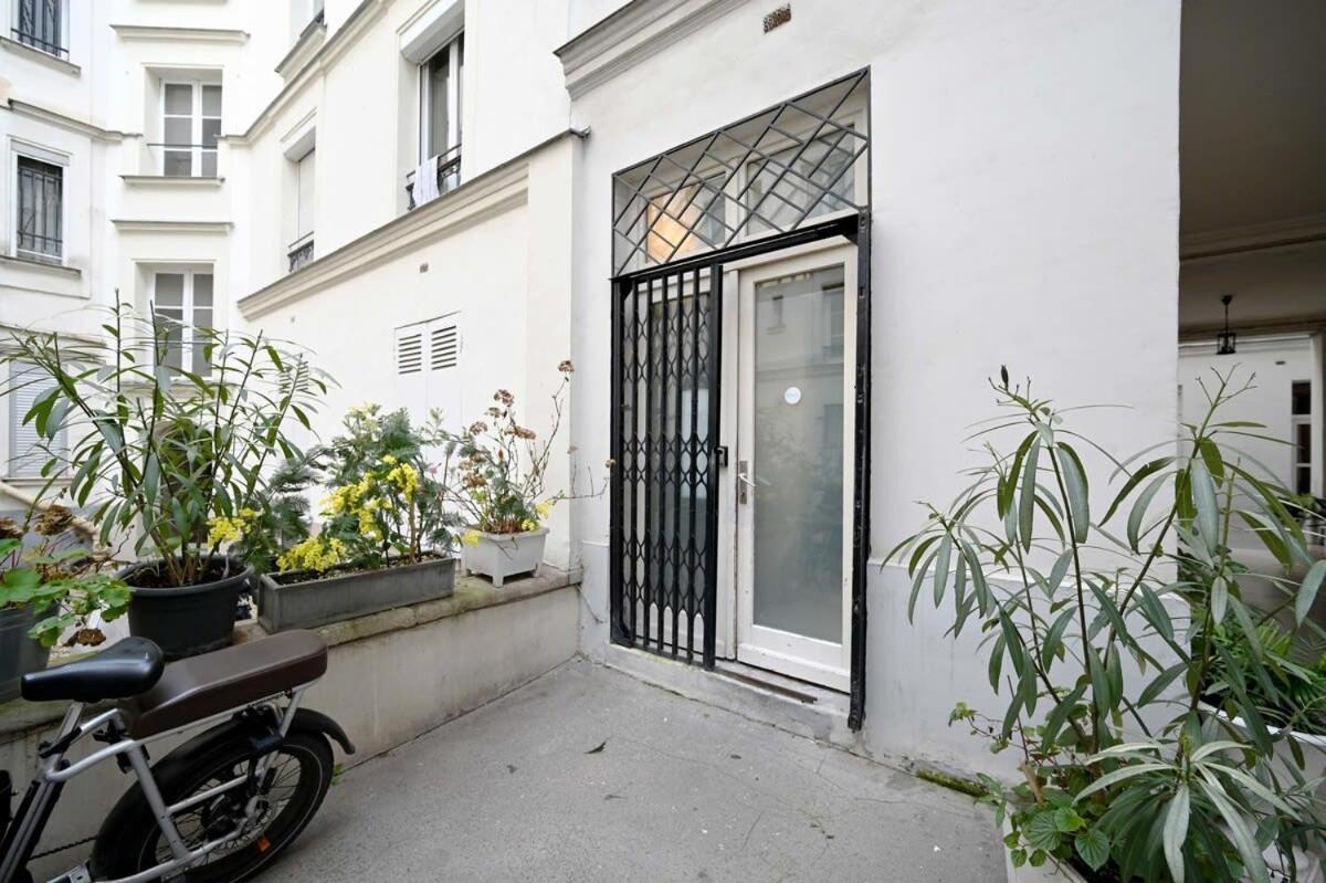 Apartment Delightful For Two Montmartre Paris