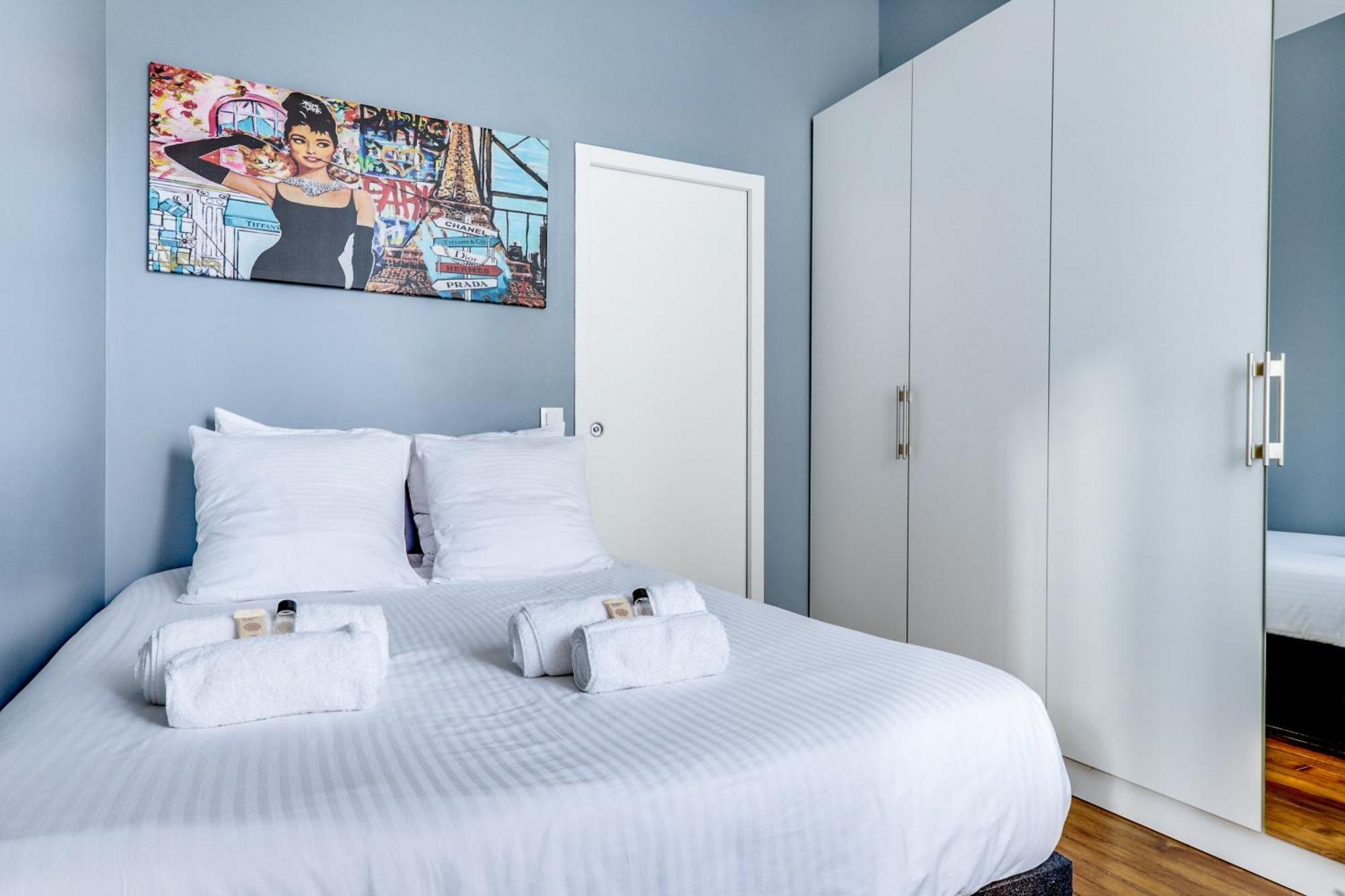 Buttes-chaumont - Fully-equipped * Paris