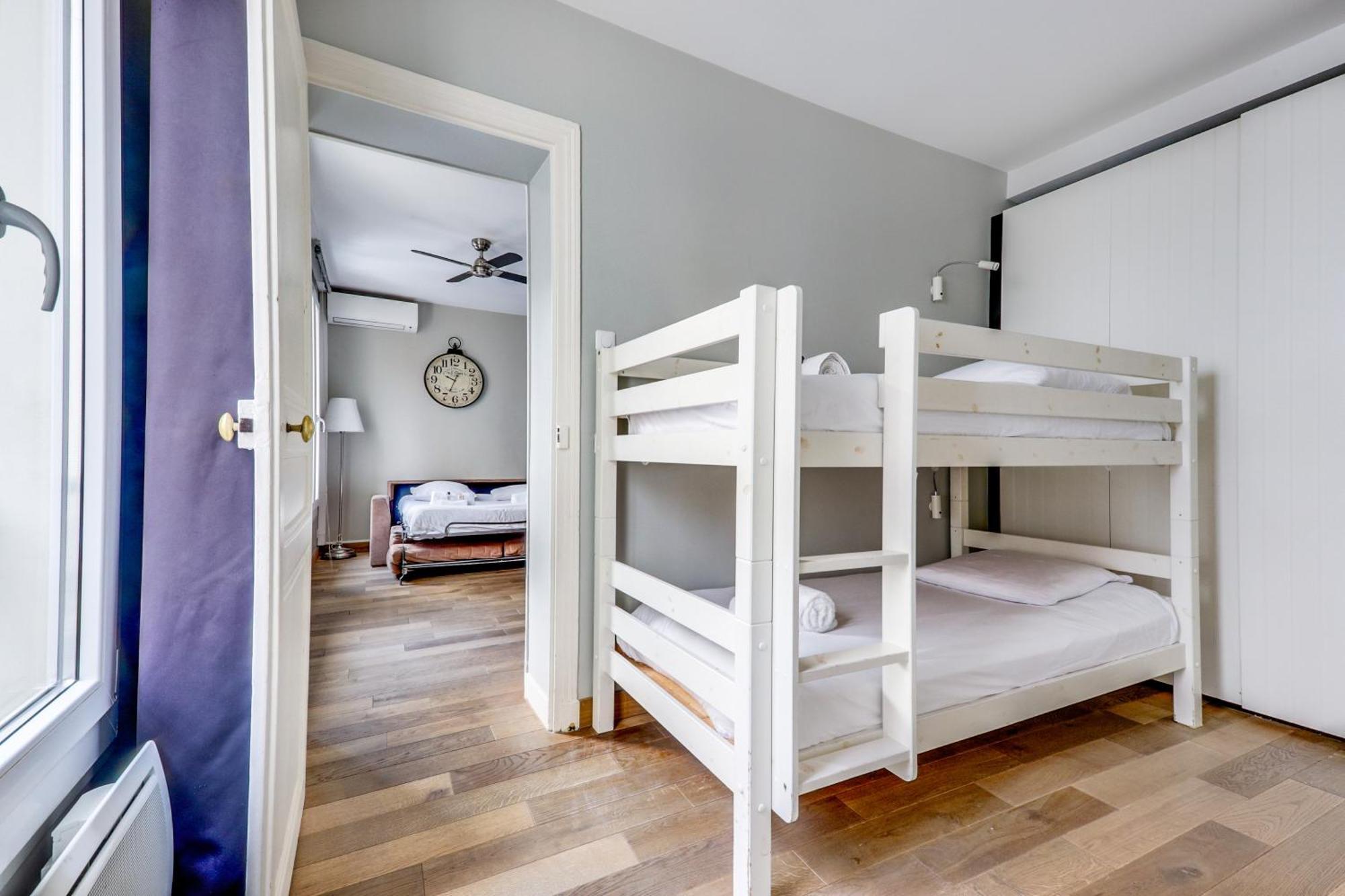Ac & 10min From Marais & Fully Equipped *