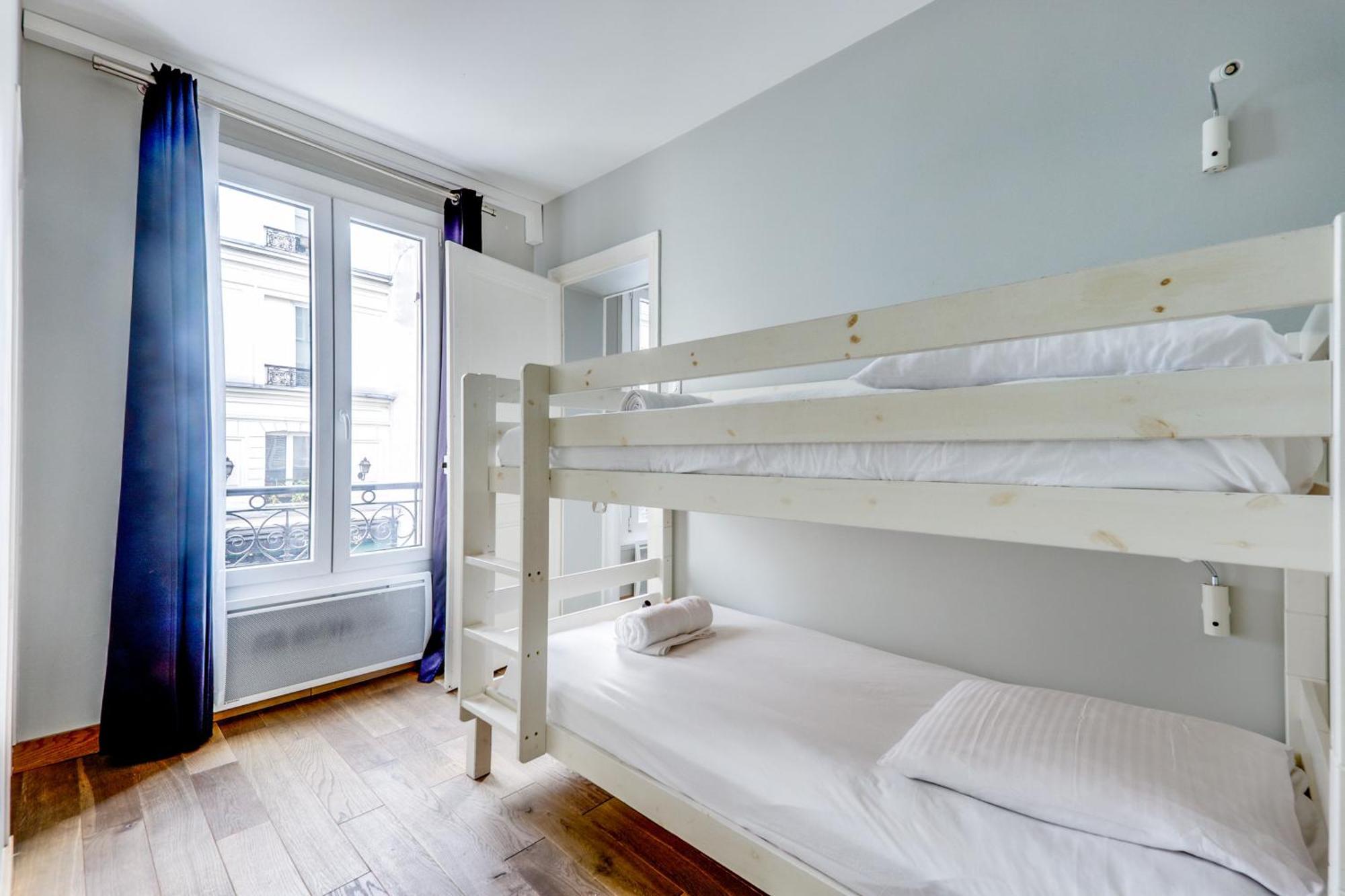 Ac & 10min From Marais & Fully Equipped