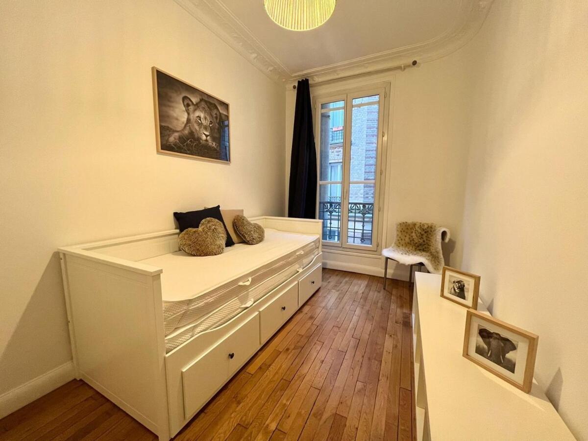 Le Spacieux - A Bastille - 22mc *